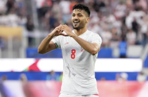 Irán rescata empate ante Nueva Zelanda en un debut marcado por la tensión política